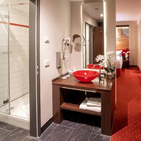 Hotel Western Plaza Kurfürstendamm 4*