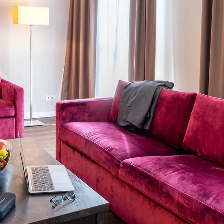 Otel Western Plaza Kurfuerstendamm 4*