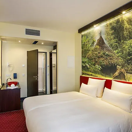 Western Plaza Kurfürstendamm 4*