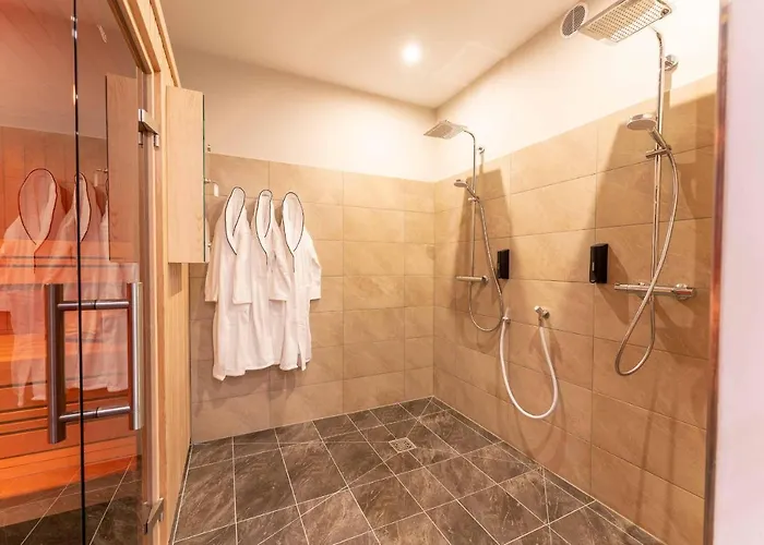 Hotel Western Plaza Kurfürstendamm 4*