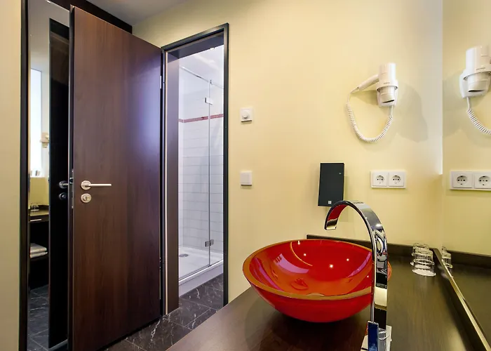 Western Plaza Kurfürstendamm Hotel 4*